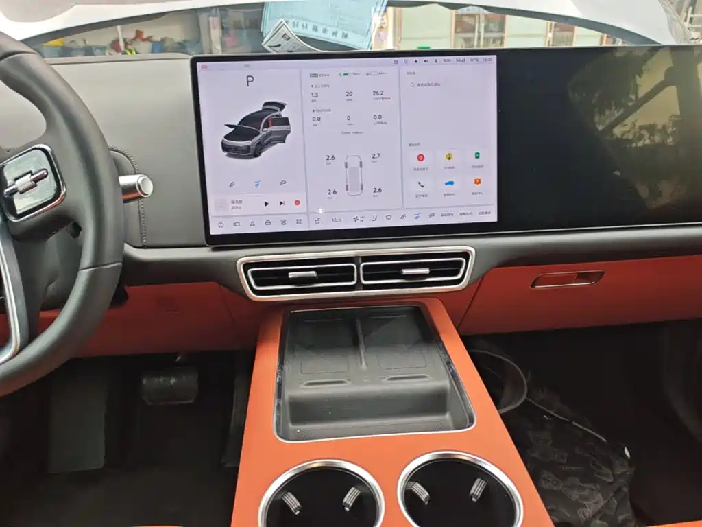 Li Auto Li L8 — миниатюра 13