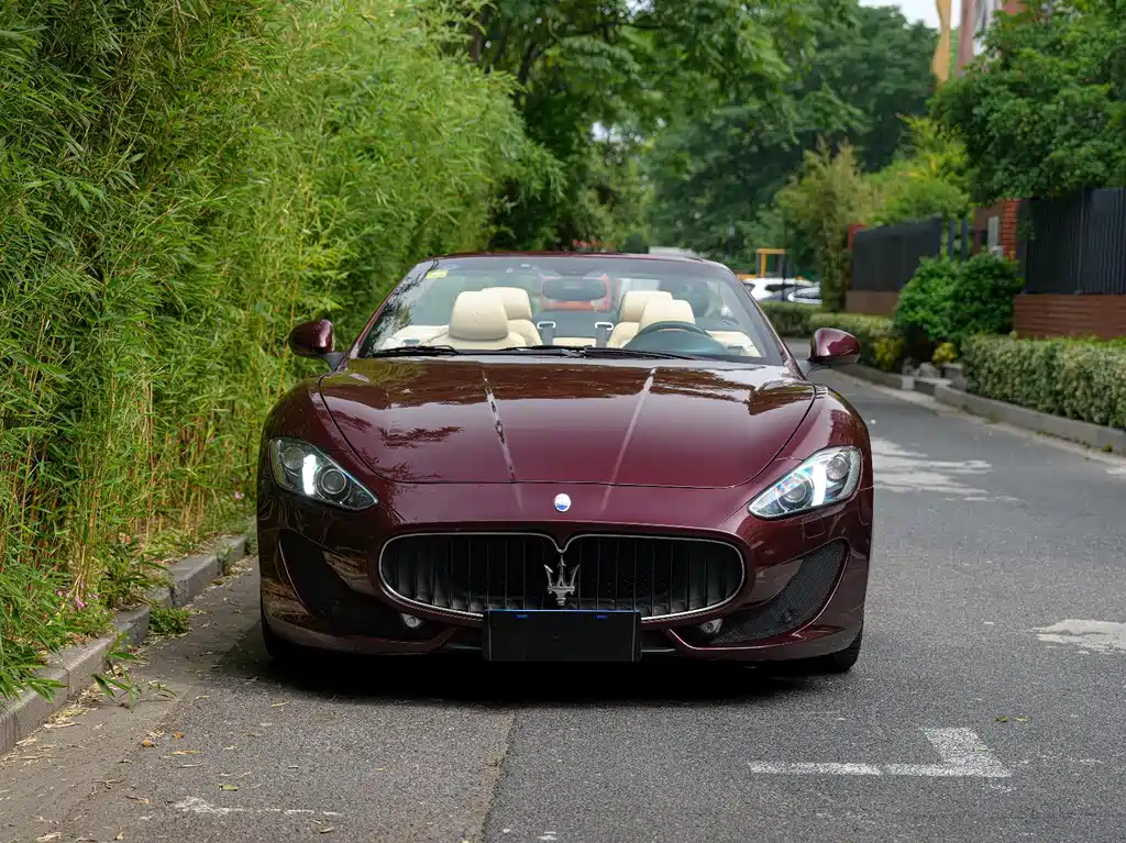 Maserati GranCabrio — миниатюра 2