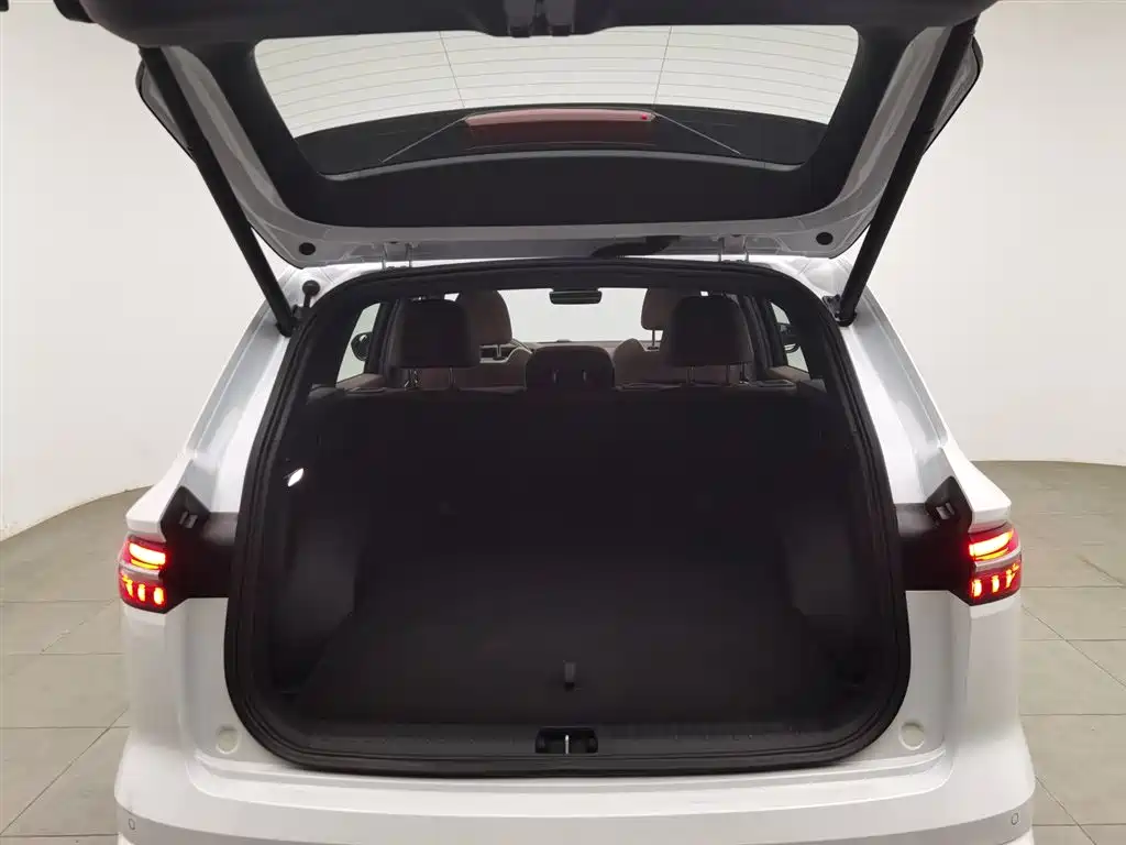 GEELY AUTOMOBILE XINGYUE L