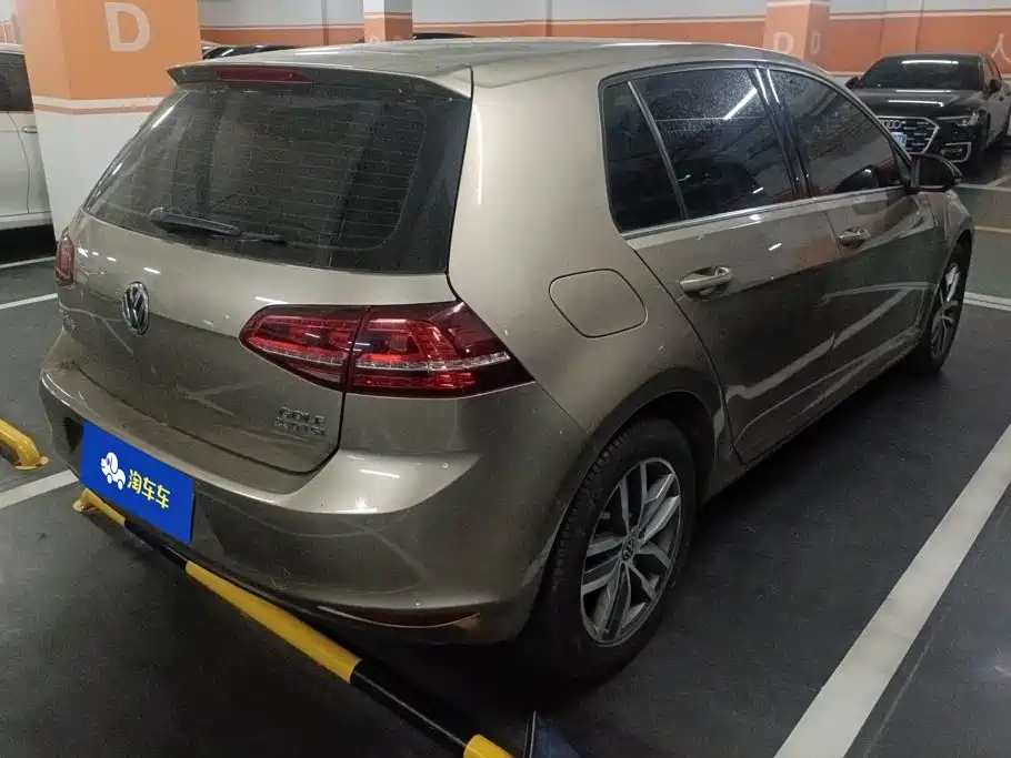Volkswagen Golf — миниатюра 3