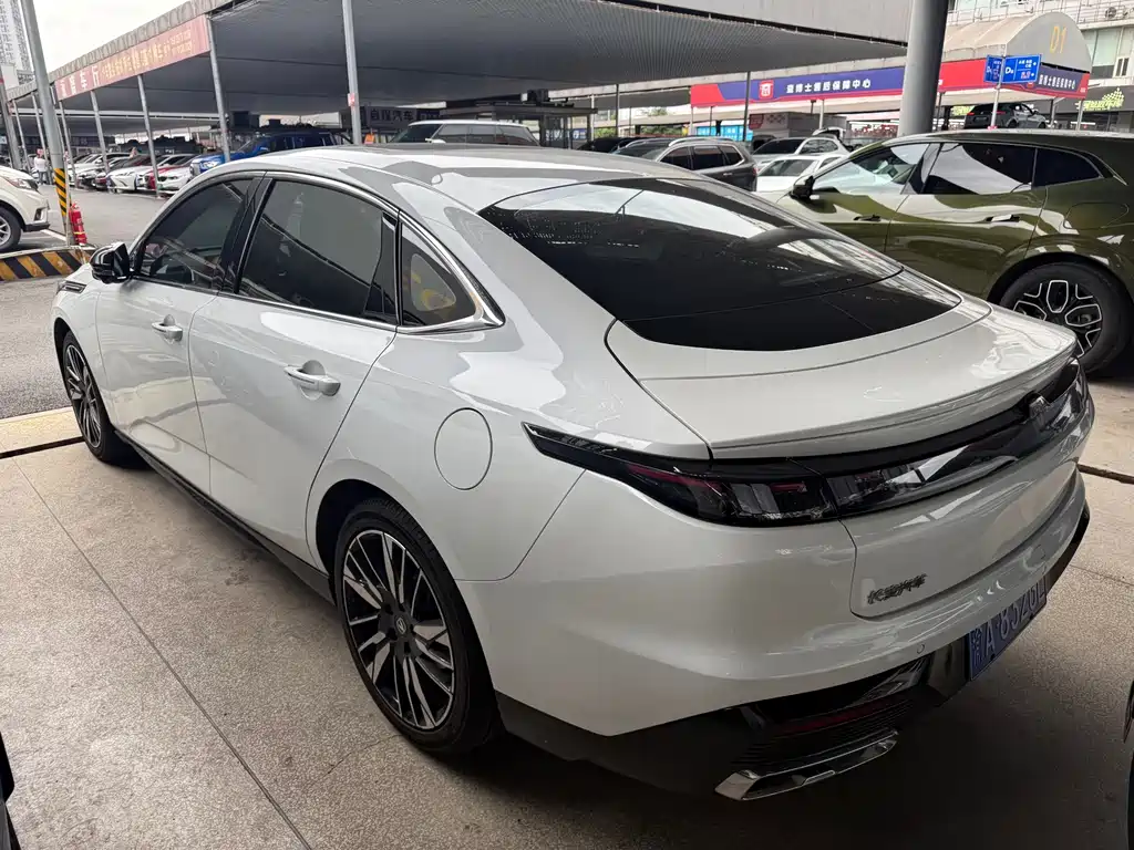 Changan Eado — миниатюра 4
