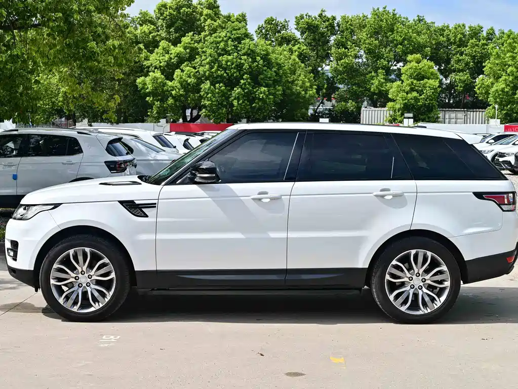 Land Rover Sport — миниатюра 3