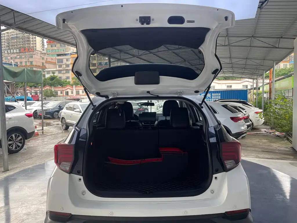 Toyota Yaris L — миниатюра 15
