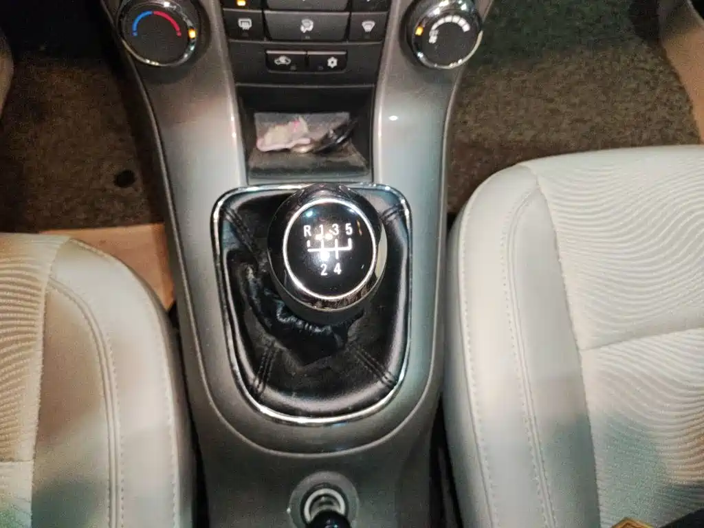 Chevrolet Cruze — миниатюра 10