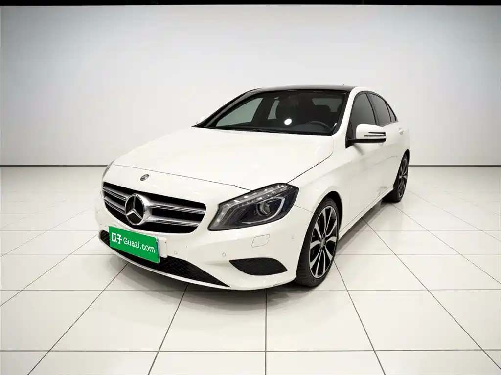 Mercedes-Benz A-Class (Import) 2015