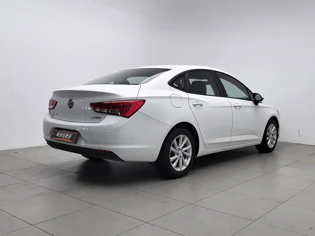 Buick Verano — миниатюра 2