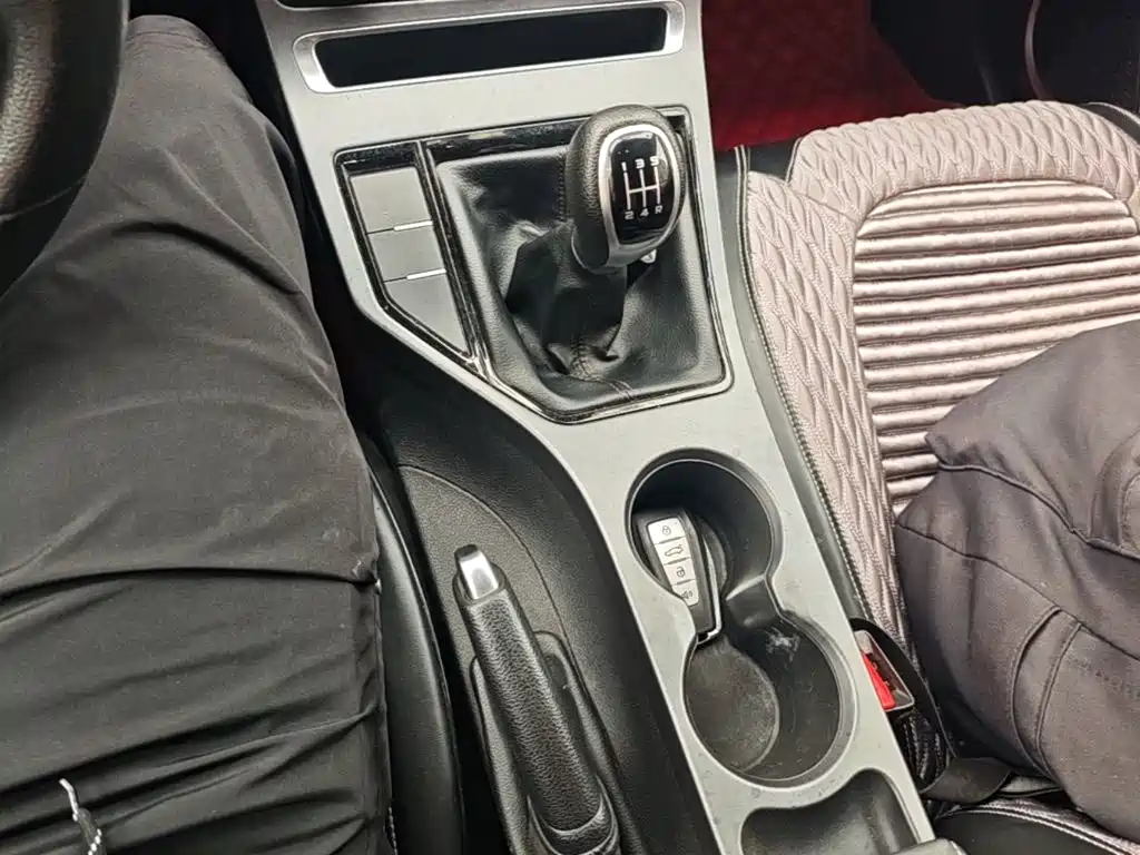 Geely Emgrand — миниатюра 14