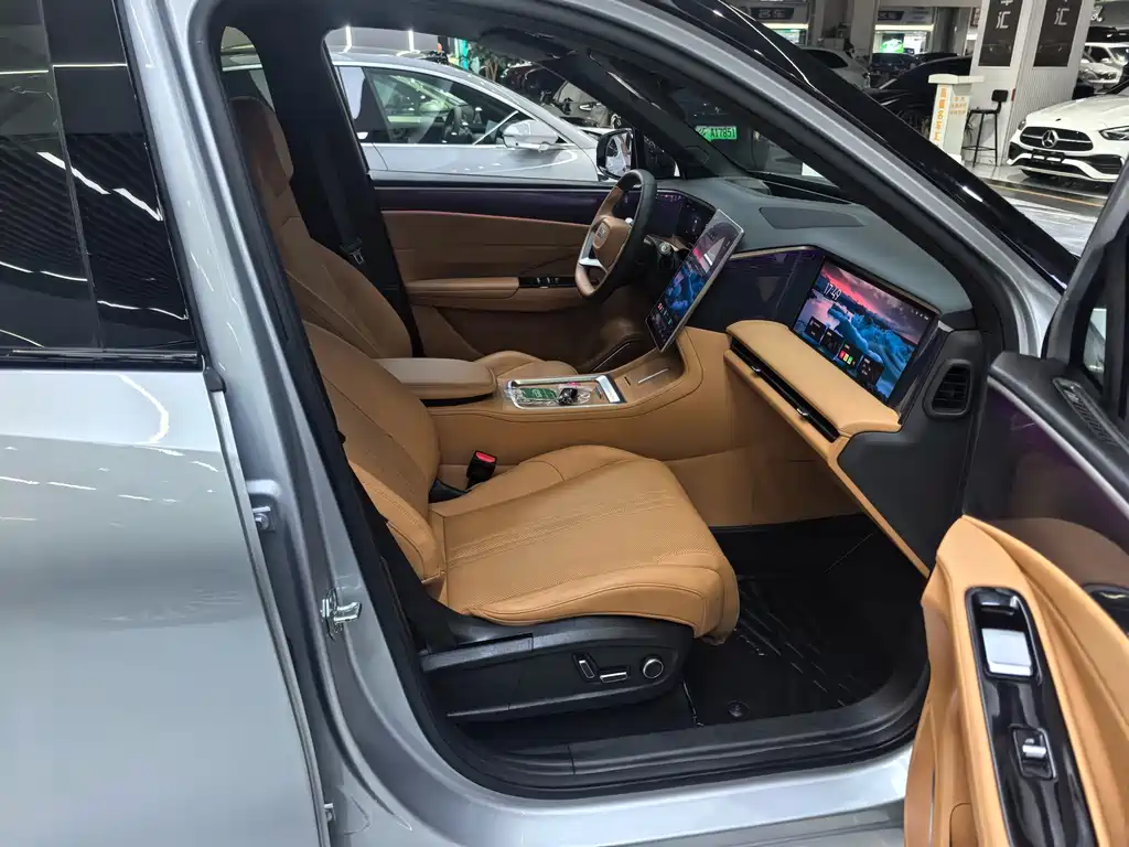 GEELY GALAXY GALAXY L7