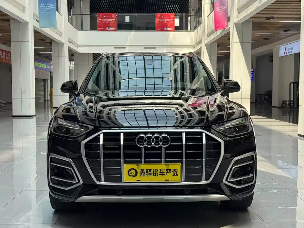 Audi Q5L — миниатюра 2