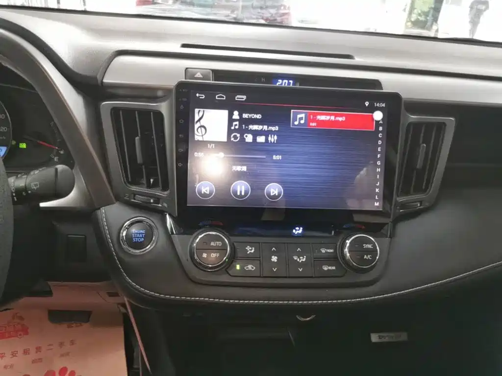 Toyota RAV4 — миниатюра 13