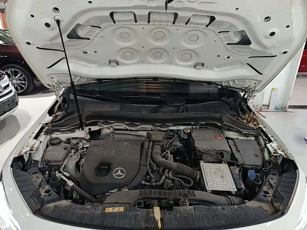 Mercedes-Benz GLA — миниатюра 20
