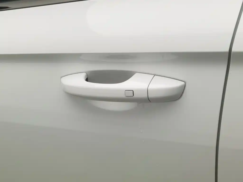 Geely Emgrand — миниатюра 18