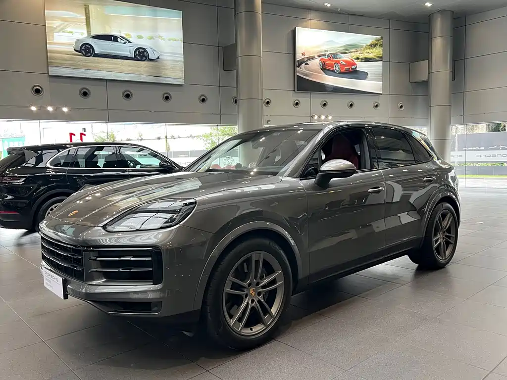Porsche Cayenne 2023