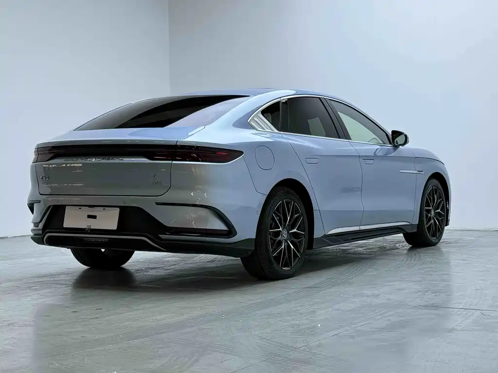 BYD Han — миниатюра 10