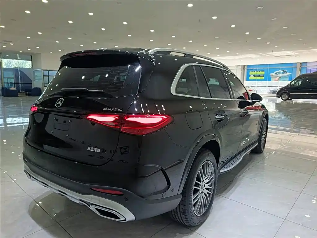 Mercedes-Benz GLC 2025 GLC 300 L 4MATIC 5 мест
