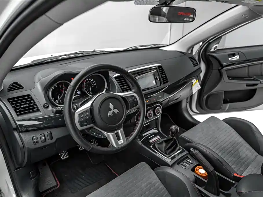 Mitsubishi Lancer — миниатюра 15