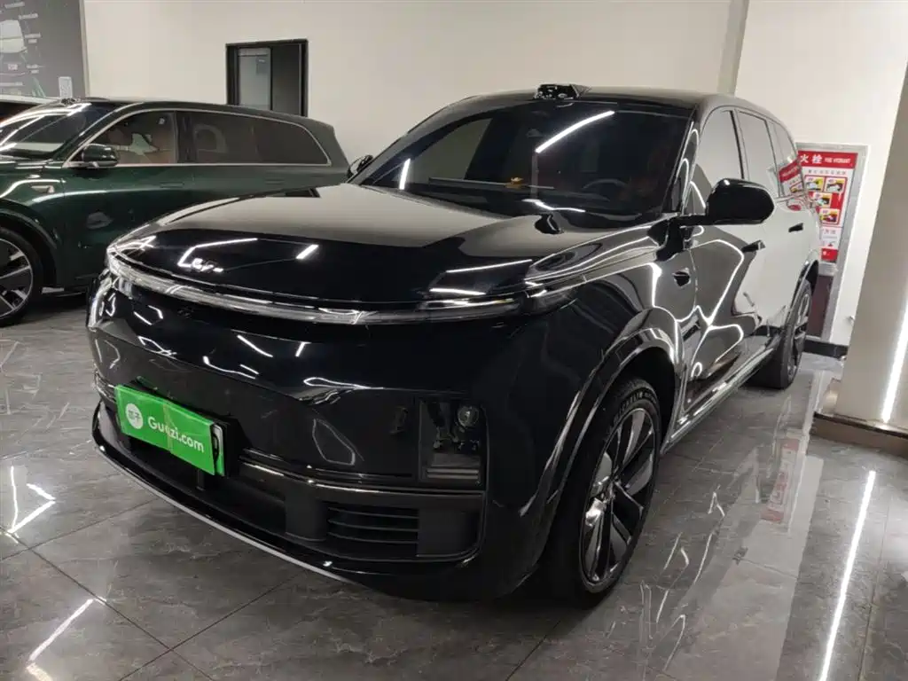 Li Auto Li L9 2025