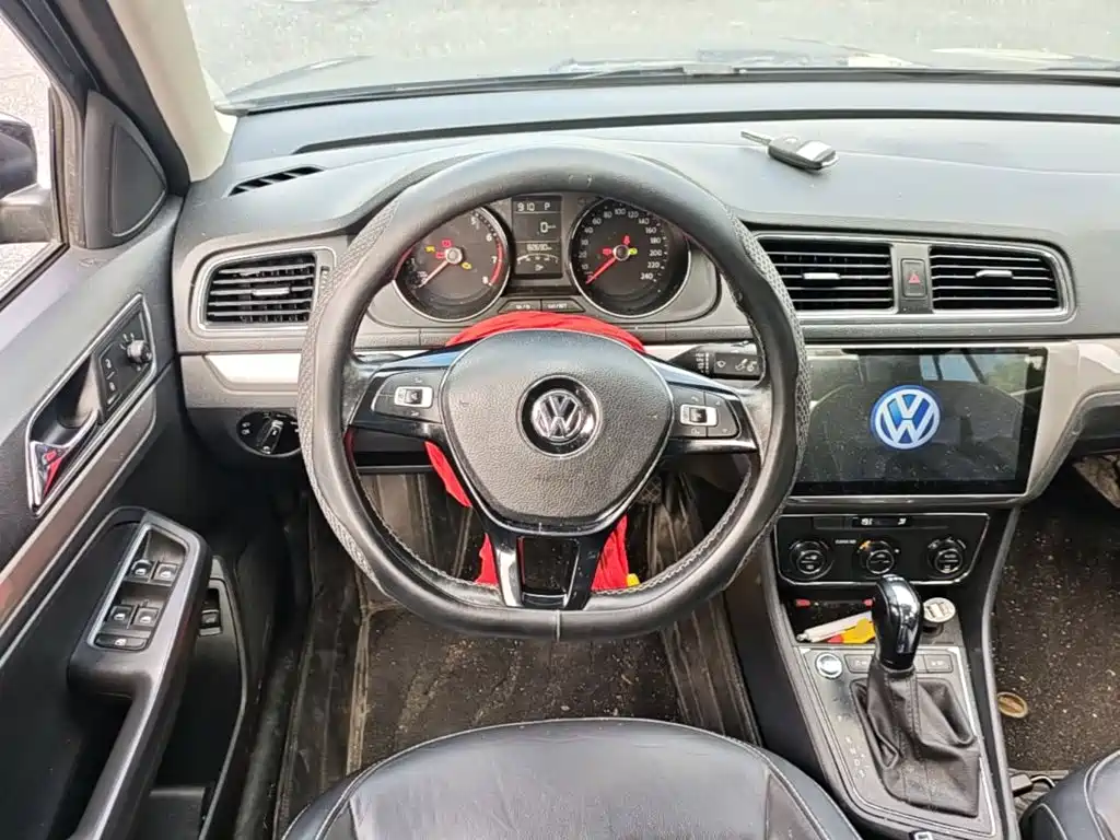 Volkswagen Lavida — миниатюра 15