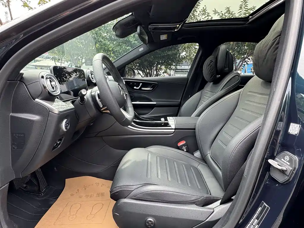 Mercedes-Benz C-Class — миниатюра 10