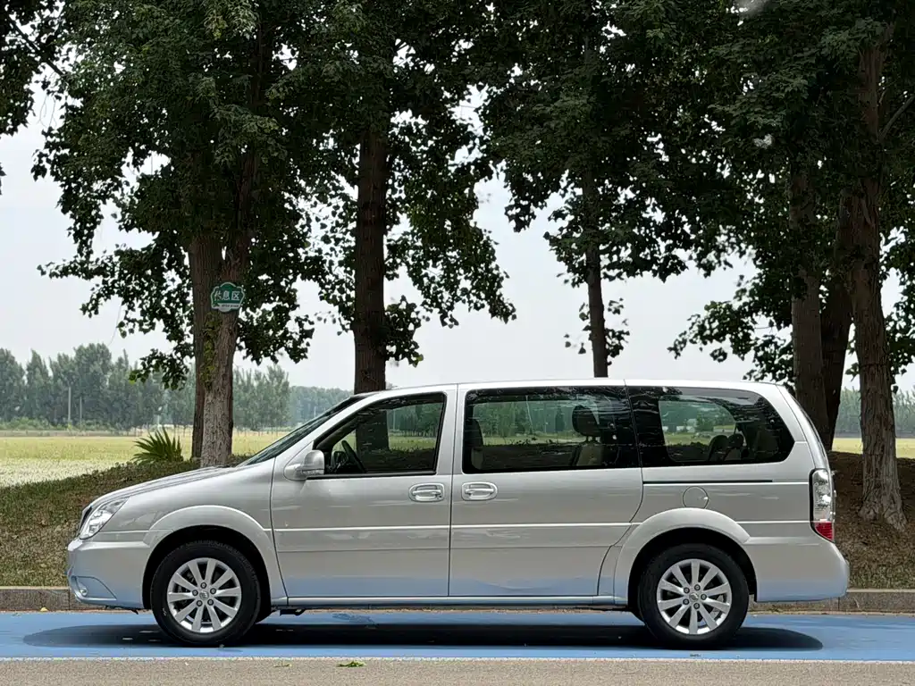 Buick GL8 2014 2.4L