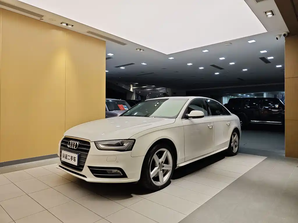 Audi A4L 2014