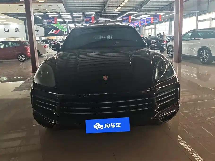 PORSCHE CAYENNE
