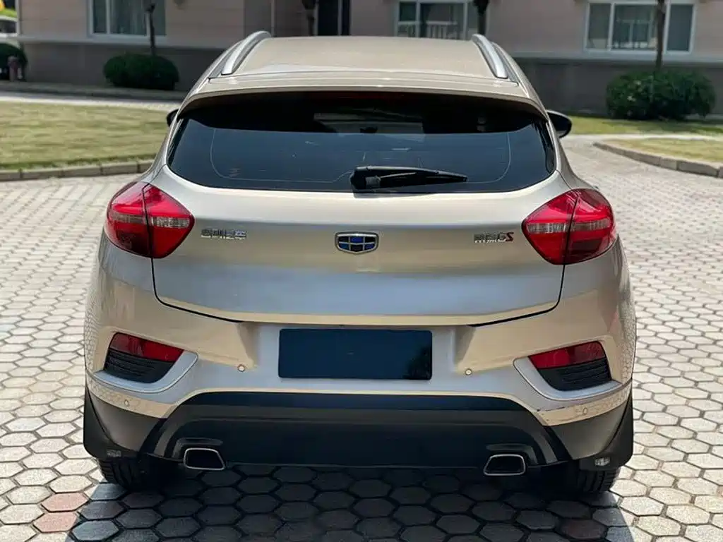Geely Emgrand GS — миниатюра 5