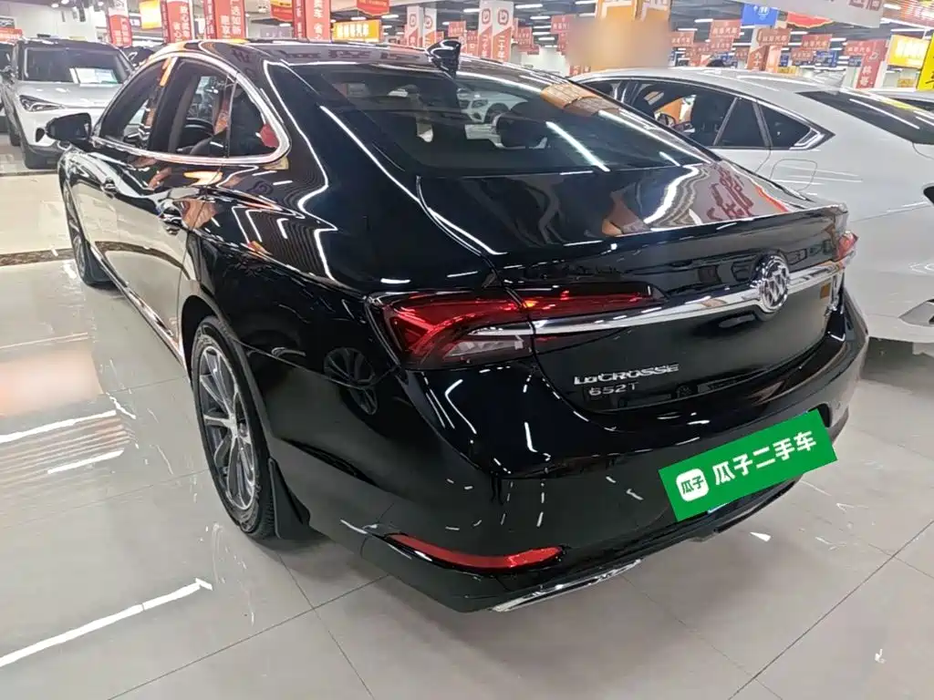 Buick LaCrosse — миниатюра 5