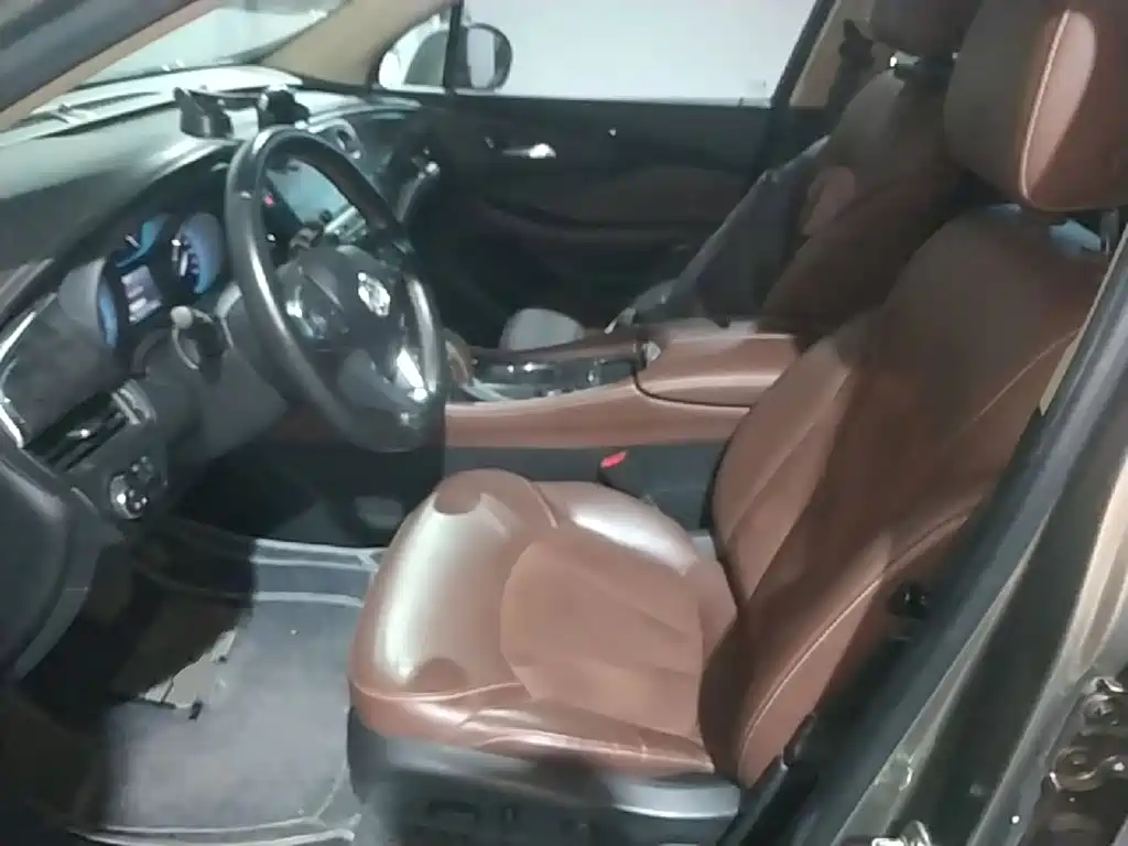 Buick Envision Plus — миниатюра 15