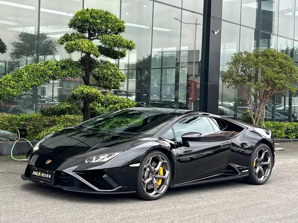 Lamborghini Huracán 2023