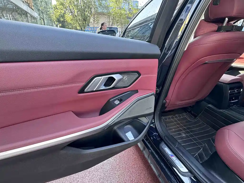 BMW 3 Series — миниатюра 14