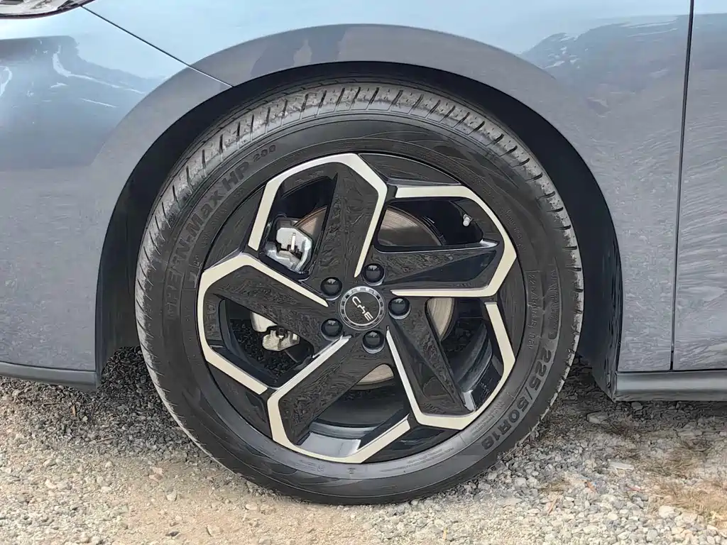 BYD SEAL 06 NEW ENERGY