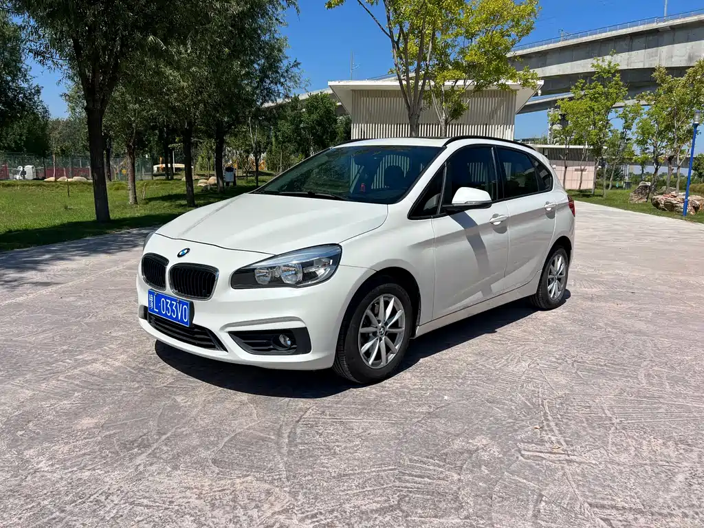 BMW 2 Series Active Tourer — миниатюра 2