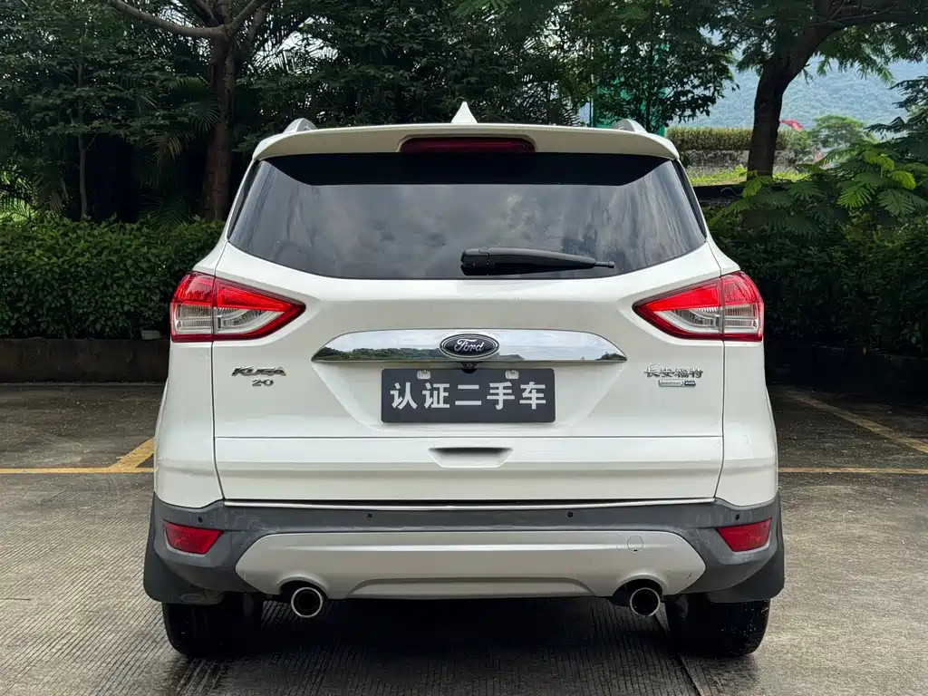 Ford Kuga — миниатюра 16