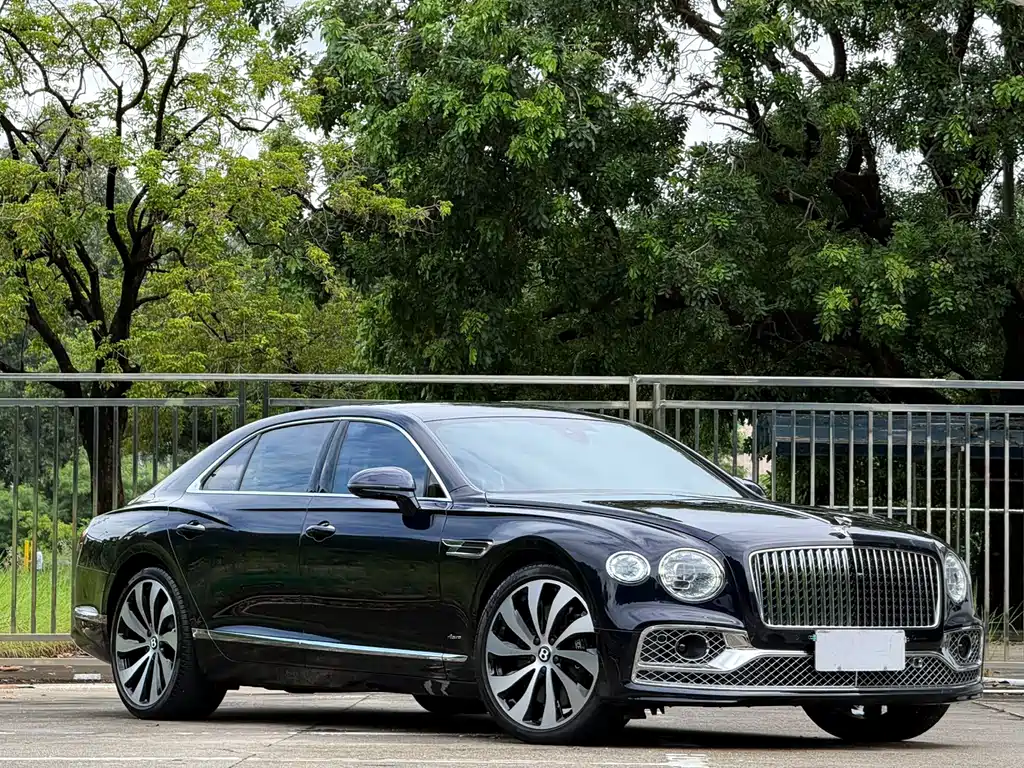 Bentley Flying Spur — миниатюра 20