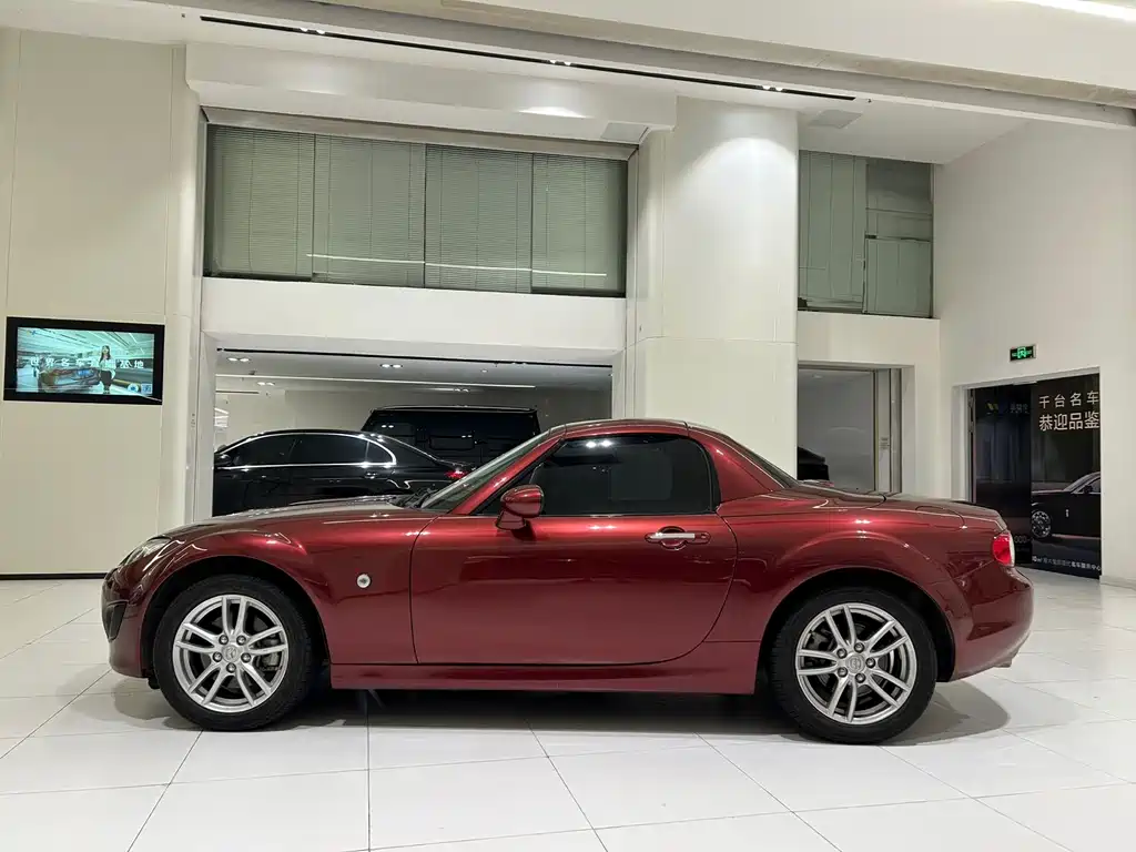 Mazda MX-5 2.0, фото 12