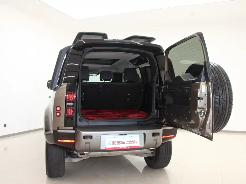 Land Rover Defender — миниатюра 13