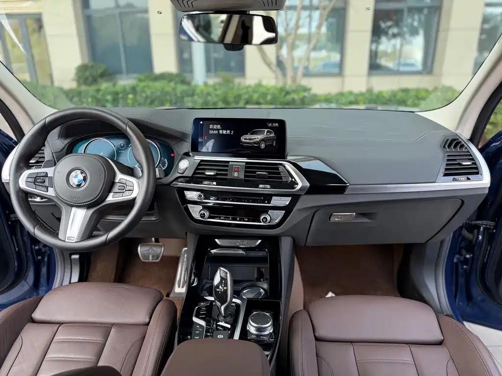 BMW X3 — миниатюра 7