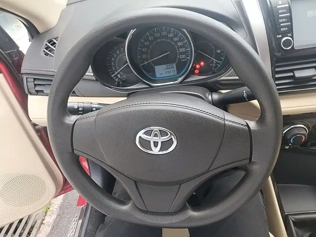 Toyota Vios — миниатюра 11