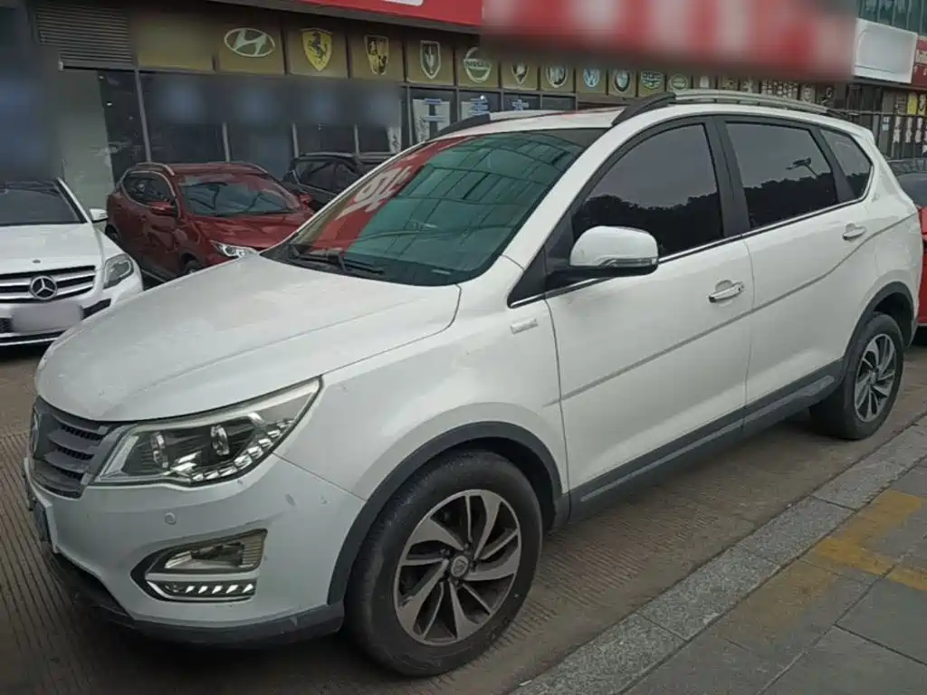 Baojun 560