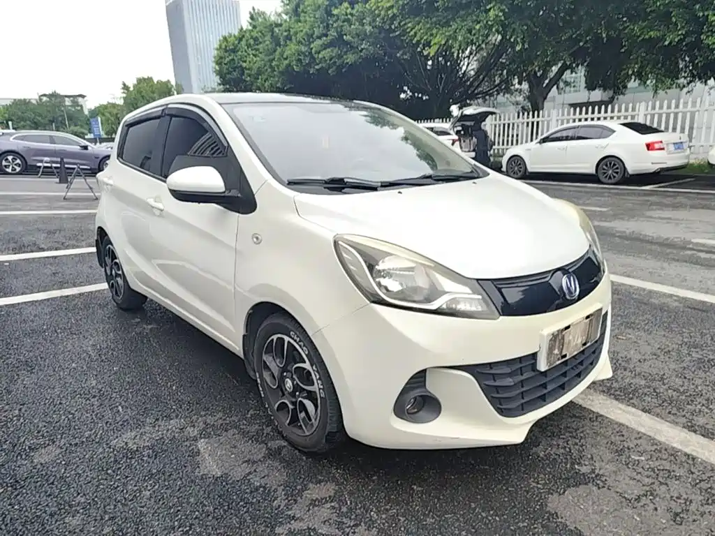 Changan BenBen — миниатюра 4