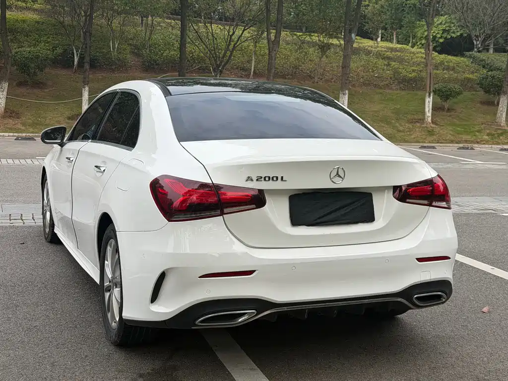 Mercedes-Benz A-Class — миниатюра 12