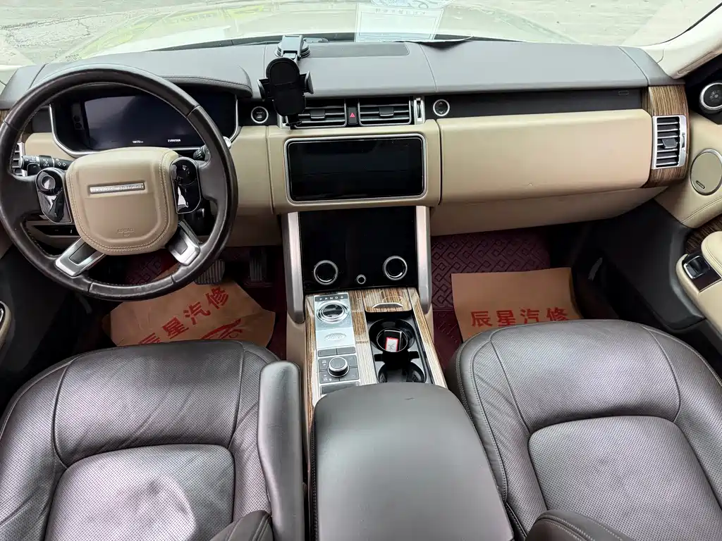 Land Rover Range Rover — миниатюра 9
