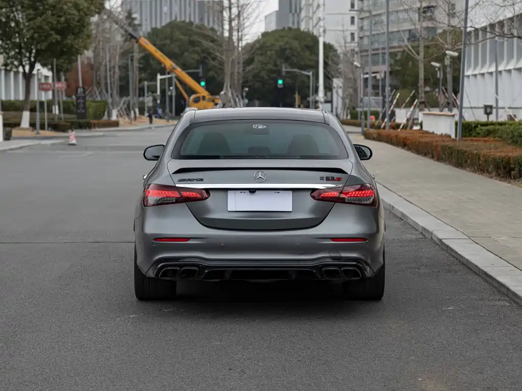 MERCEDES-BENZ E CLASS AMG