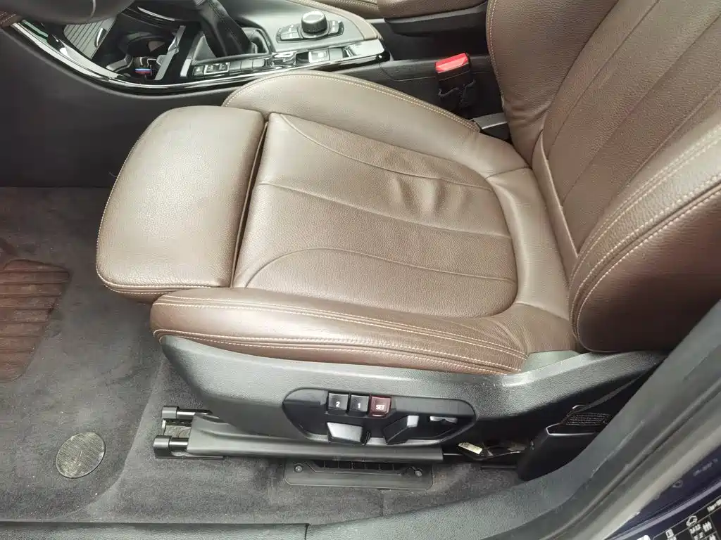 BMW X1 — миниатюра 20