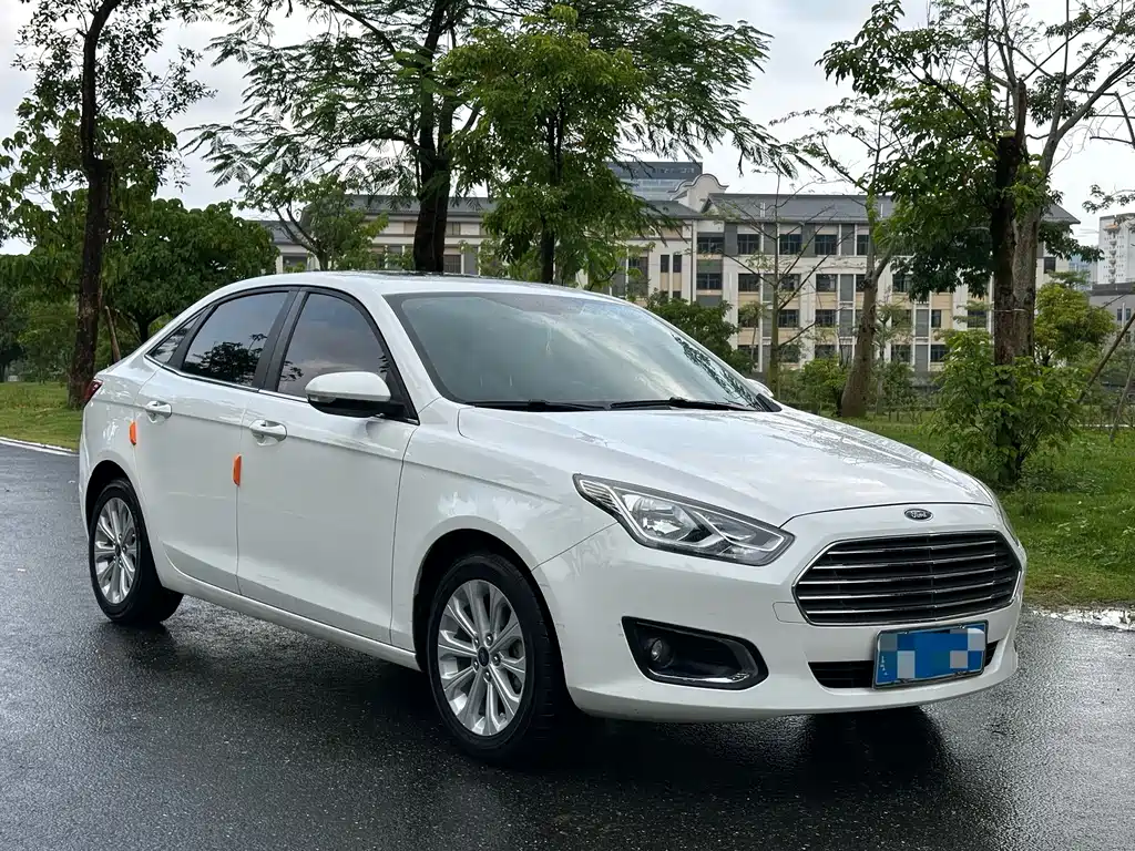 Ford Escort — миниатюра 3