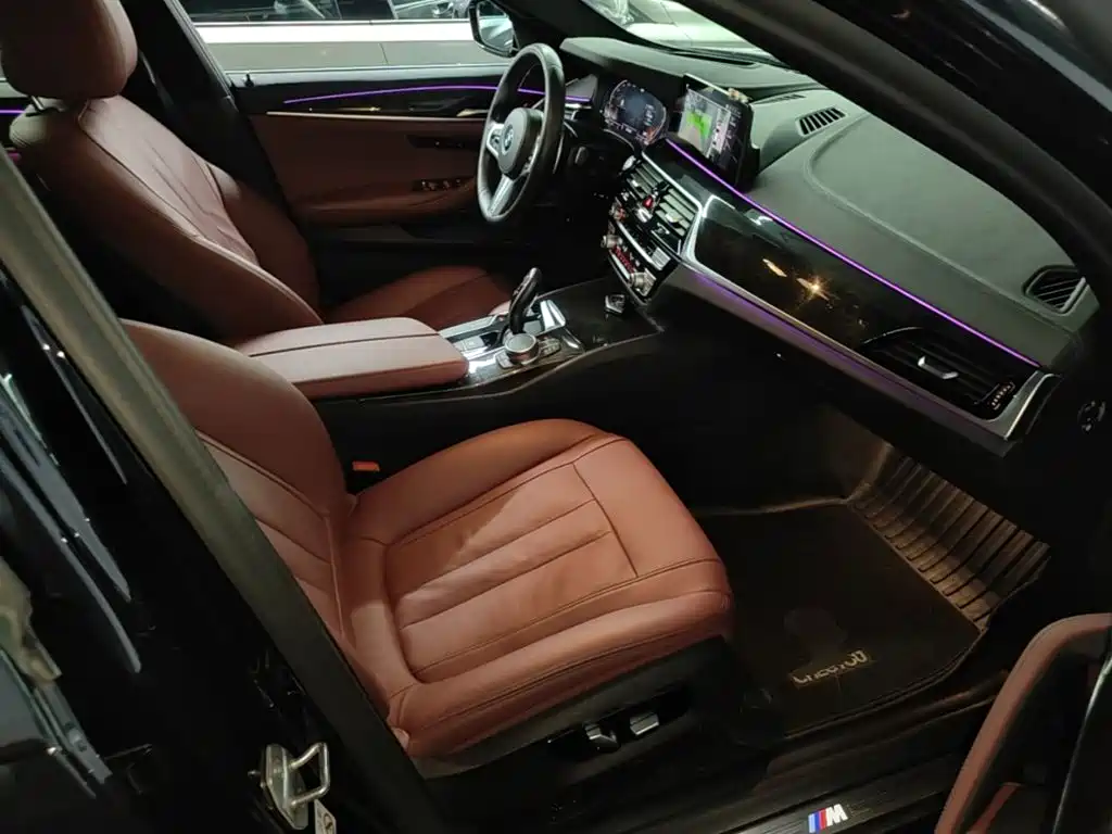 BMW 5 Series — миниатюра 25