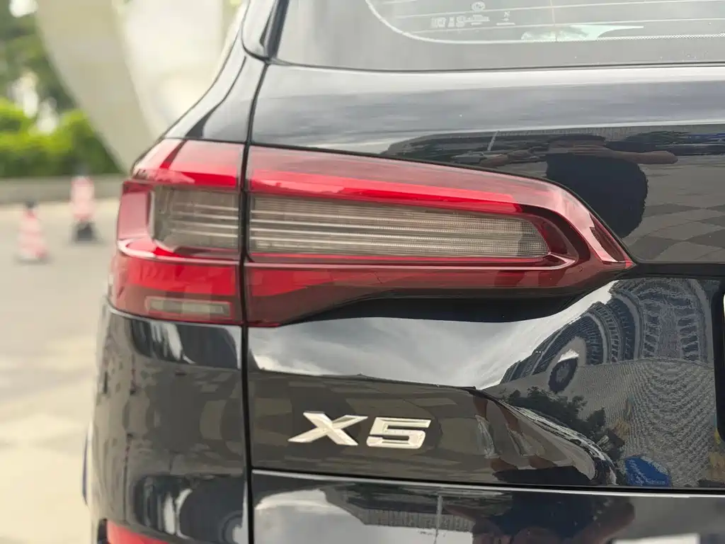 BMW X5 — миниатюра 20
