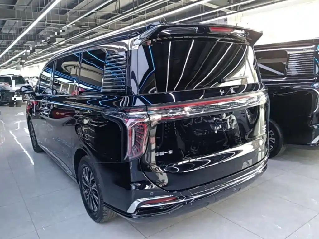Hongqi Hongqi HQ9 PHEV — миниатюра 5