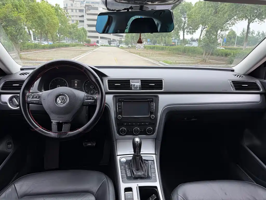 Volkswagen Passat — миниатюра 12